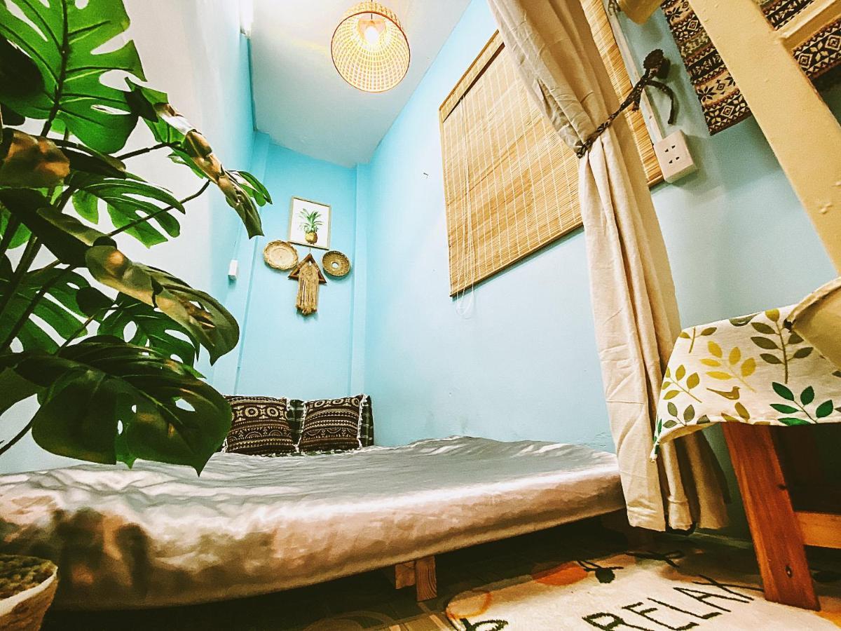 Homestay Quan 1 - Cozy, Peaceful & Chill Hô Chi Minh-Ville Extérieur photo